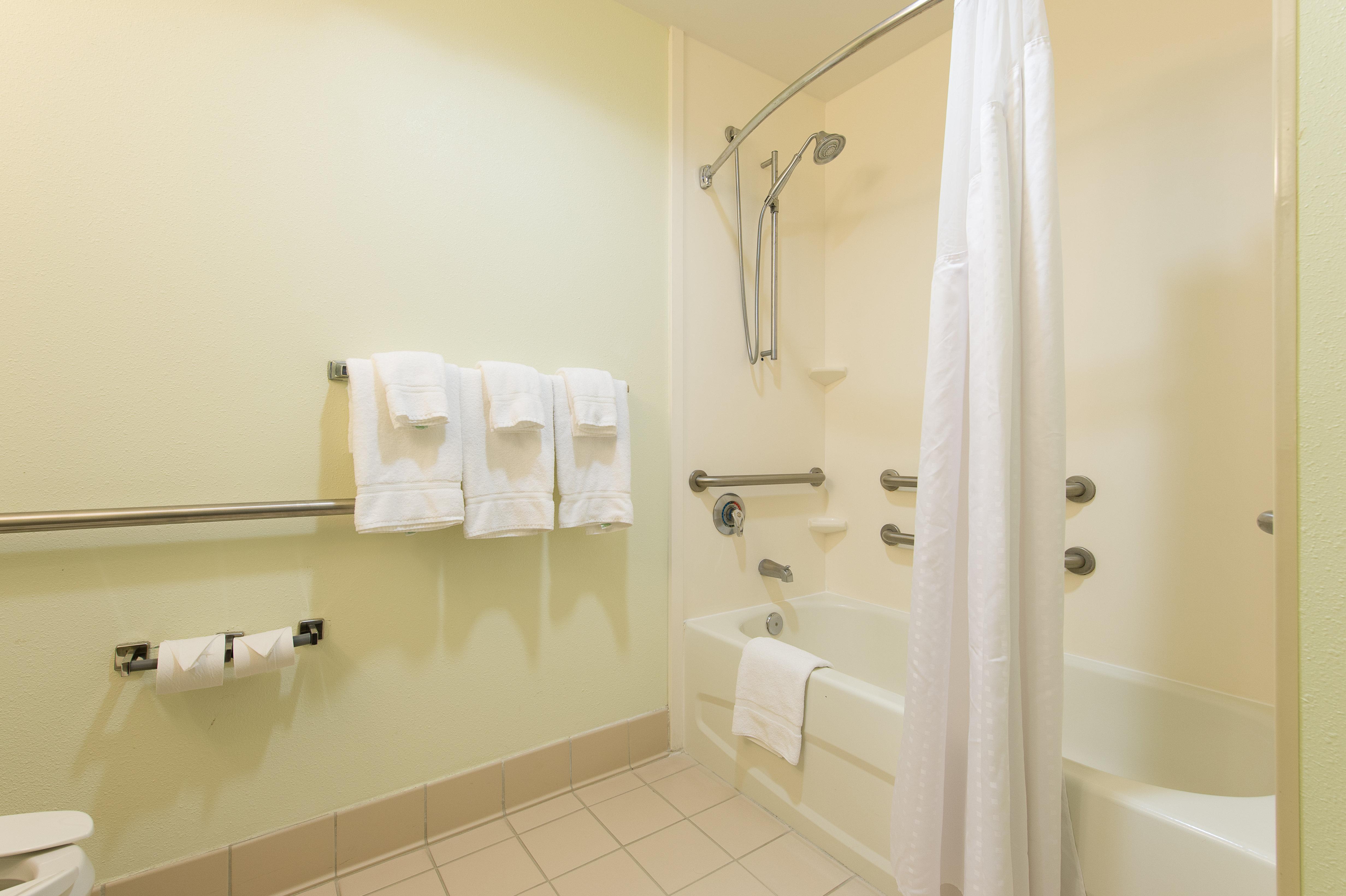 Holiday Inn Express & Suites Walterboro By Ihg Exterior photo