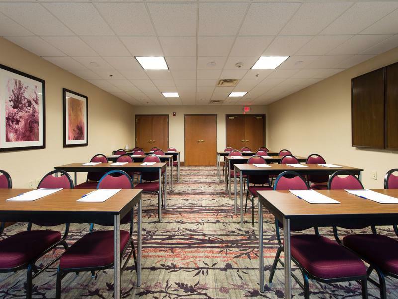 Holiday Inn Express & Suites Walterboro By Ihg Exterior photo